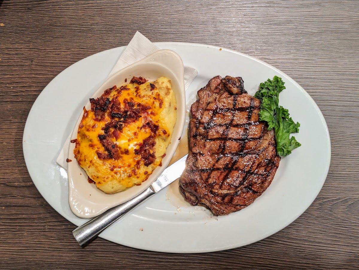 Benvenuto's Italian Grill Photos 2